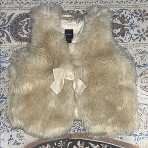 EUC GAP Kids Cream Faux Fur Vest with Bow